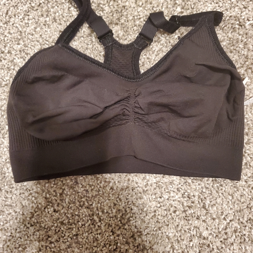 Old Navy Active Go-Dry Sports Bra